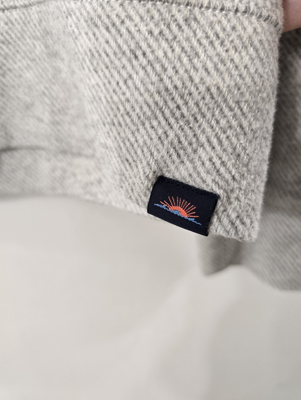 Faherty Legend Sweater Sweatshirt Organic Cotton Quarter Zip Fossil Grey Twill L - Picture 4 of 12